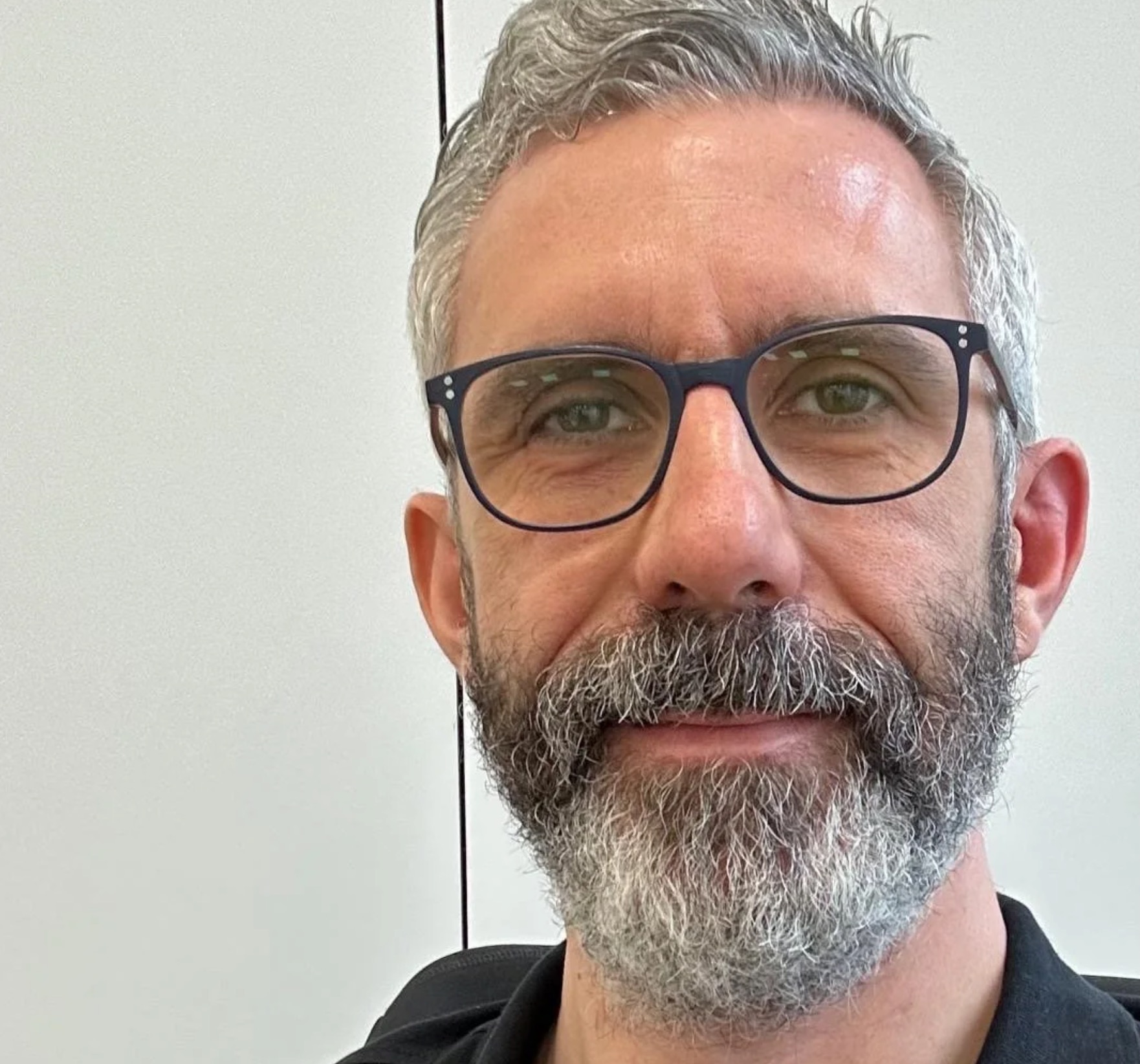 Portrait von Andreas Ohst, stellvertretender Schatzmeister bei YED BE YED